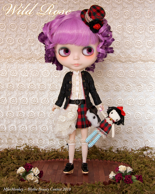 Custom work and outfit M for Monkey Blythe doll Simply Lilac
